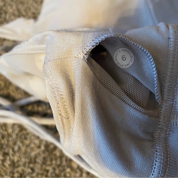 Longline energy bra- white/grey camo//size 6 - Picture 3 of 3